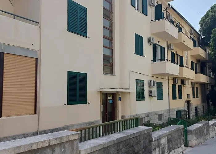 Lägenhet Maxim Deluxe With Balcony & Private Bathrooms - Downtown Spalato, Quiet Neighborhood Split