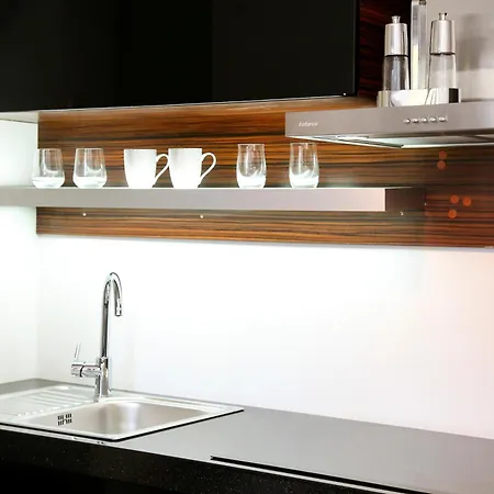 Maxim Deluxe With Balcony & Private Bathrooms - Downtown Spalato, Quiet Neighborhood