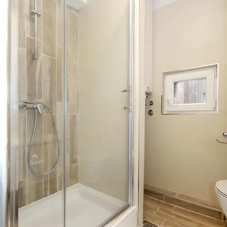 Maxim Deluxe With Balcony & Private Bathrooms - Downtown Spalato, Quiet Neighborhood * Split