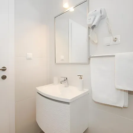 Lejlighed Maxim Deluxe With Balcony & Private Bathrooms - Downtown Spalato, Quiet Neighborhood *